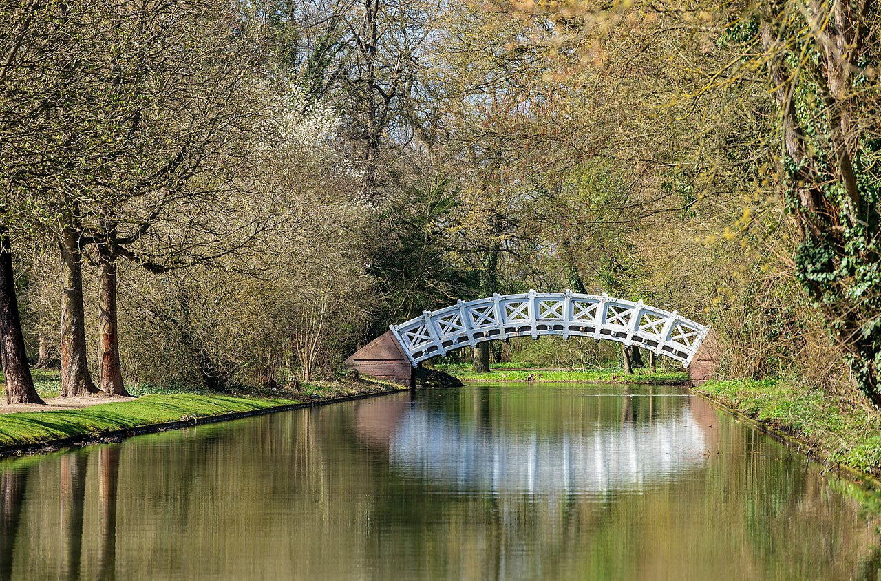 Frühlingsbrücke